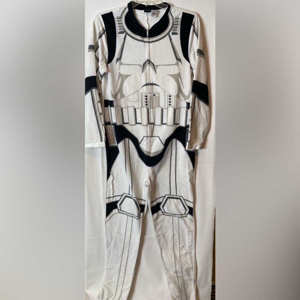 Star Wars storm trooper one piece pajamas size M